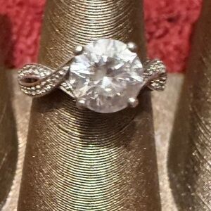 Vintage Sterling Silver Cubic Zirconia Twist Engagement Ring in White